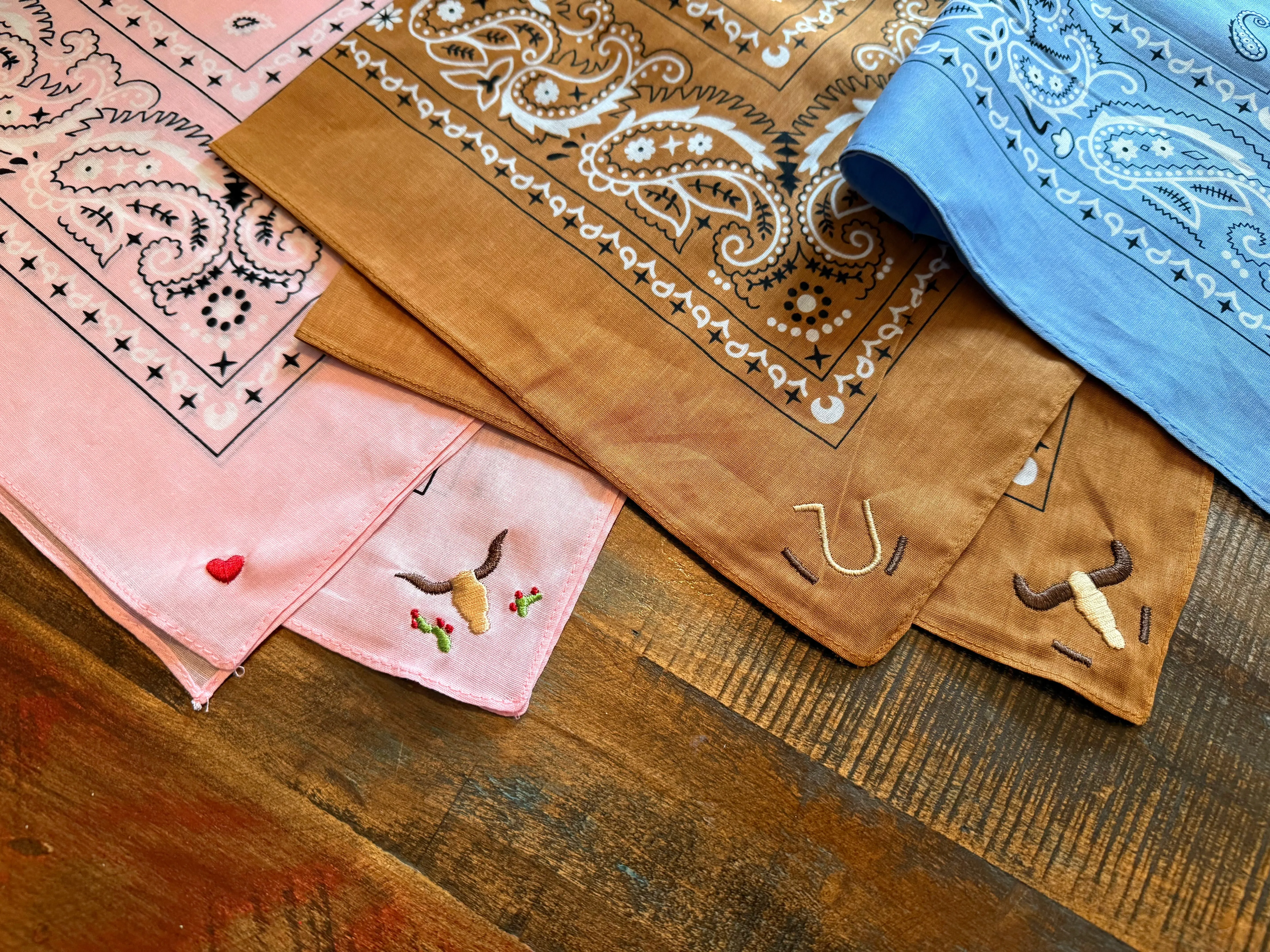 Light Pink Bandana | Heart   Longhorn